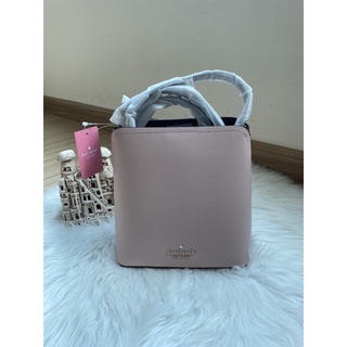 พร้อมส่ง🔥 Kate Spade Darcy small bucket สีชมพู คัดสีเลือดหมู