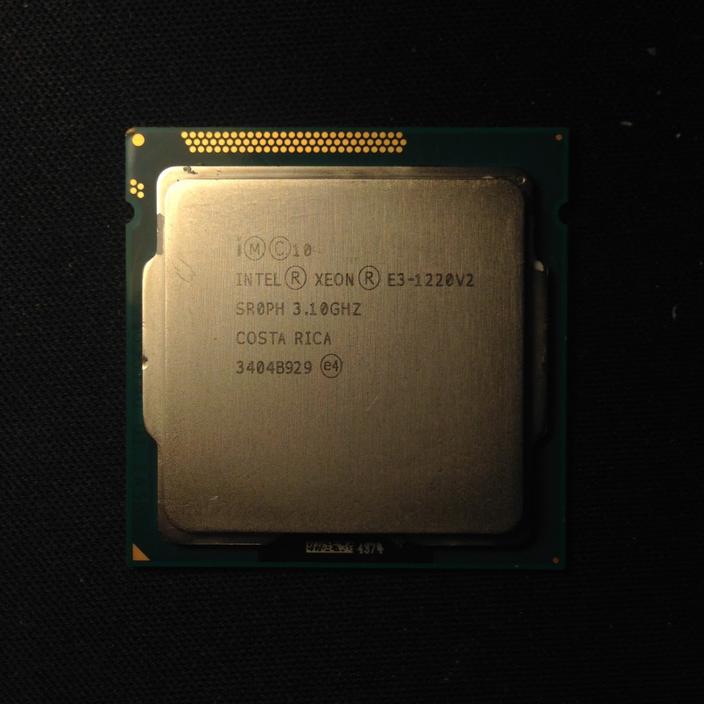 Intel Xeon E3 1220 v2 (LGA 1155)