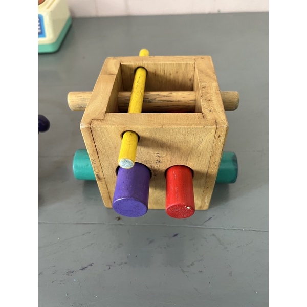 C96.Vintage Childcraft Logic Box