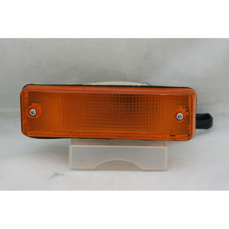 Honda Civic SB4 84-85 โคมไฟกันชนหน้า L 33350-SB2-003 / R 33300-SB2-003