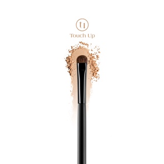 (( ขนม้า )) แปรงเบลนด์ขอบตา Touch Up  เบอร์ 204 (Smudge Eye Brush)