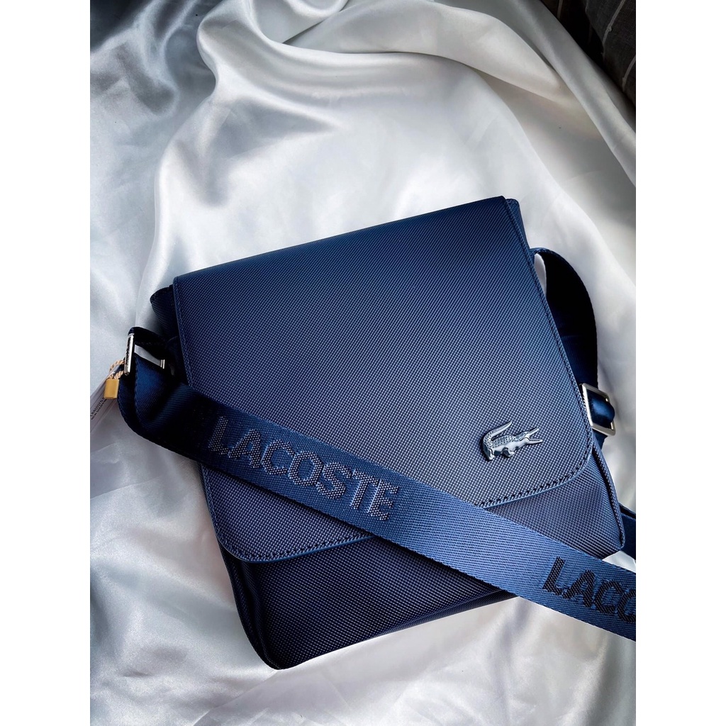 จัดส่งไว กระเป๋าลาคอส กระเป๋าสะพายข้างผู้ชาย ผู้หญิง ขนาด 10 นิ้ว Hi-End พร้อมอุปกรณ์ - รูปที่ 2