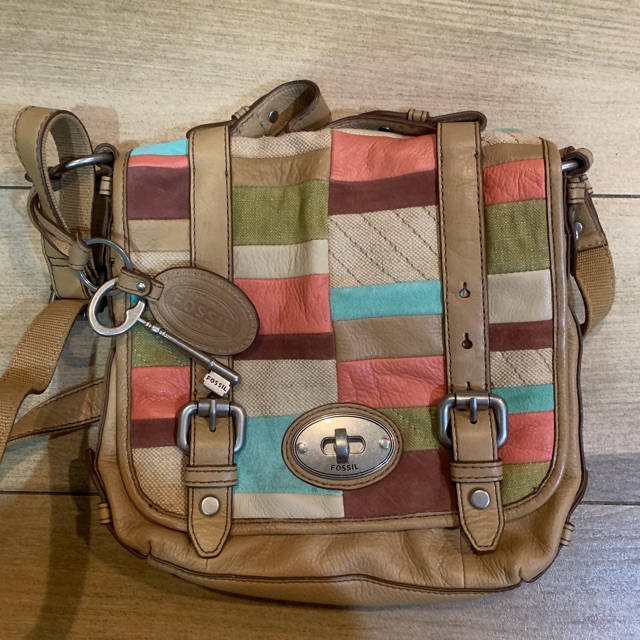 กระเป๋าสะพาย fossil แท้ 100% Crossbody