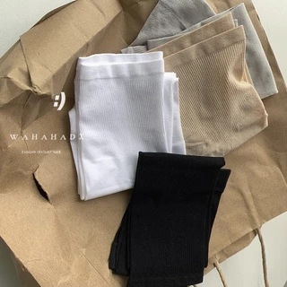 ปลอกเเขนสีพื้นเลียบๆกันUVมีเเบบเกี่ยวนิ้วเเละไม่เกียวนิ้วใส่เเล้วเท่ห์สวยสบายสไตล์เกาหลีต้องใส่ปลอกแขนกันUV