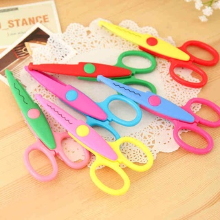 กรรไกรมัลติฟังก์ชั่นแฮนด์เมดลูกไม้ที่มีสีสัน Diy ปลอดภัยสําหรับเด็ก