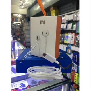 ชุดเนื้อคู่ของXiaomi ni  ใด้หูฟังคู่กับสายชาจ์ร(กล่องเชือก)