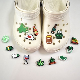 อุปกรณ์เสริม จี้การ์ตูนกบ และไวน์ เหมาะกับผู้หญิง สําหรับตกแต่งรองเท้า Crocs