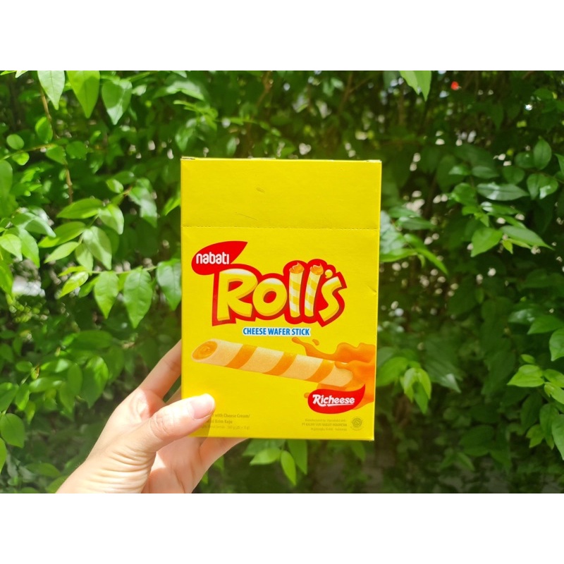 Nabati Rolls ขนมเวเฟอร์โรลสอดไส้ชีส & ช็อคโกแลต