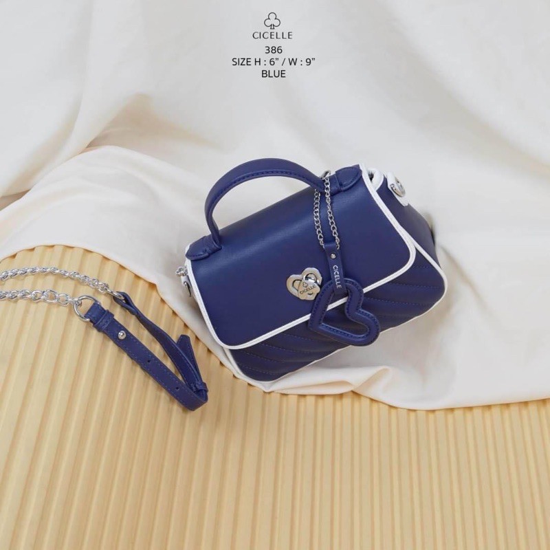 กระเป๋าสะพายแบรนด์แท้ Cicelle สีน้ำเงิน หน้าหัวใจ