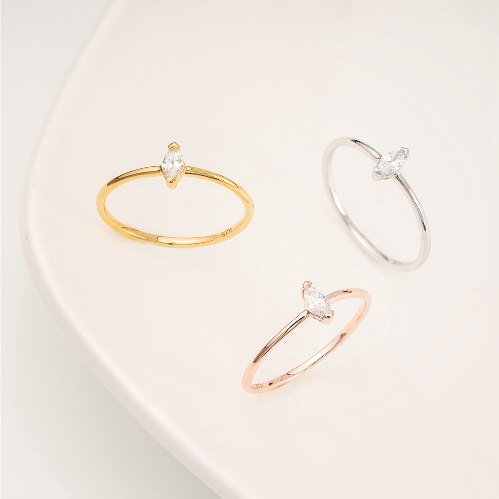 AR-Kang Collection* AKR410 แหวนเงินแท้ ประดับ White CZ AAAAA (เงินแท้92.5%)