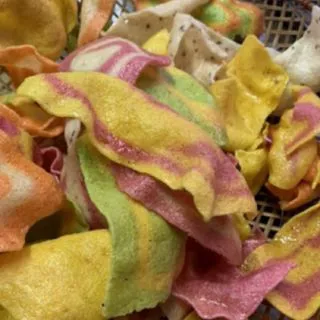 🌈ข้าวเกรียบรวมรสสายรุ้ง🌈 น้ำหนัก250กรัม🚛พร้อมส่ง🚛