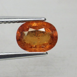 พลอย โกเมน สีส้ม สเปสซาไทท์ การ์เน็ต ธรรมชาติ แท้ ( Unheated Natural Spessartite Garnet ) หนัก 1.67 กะรัต