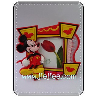 กรอบรูป ลาย Mickey Mouse สีแดง แบบตั้งโต๊ะ/มีแม่เหล็กสำหรับติดตู้เย็น ทำจากยางซิลิโคน ใส่รูปน้องๆกับคุณพ่อคุณแม่