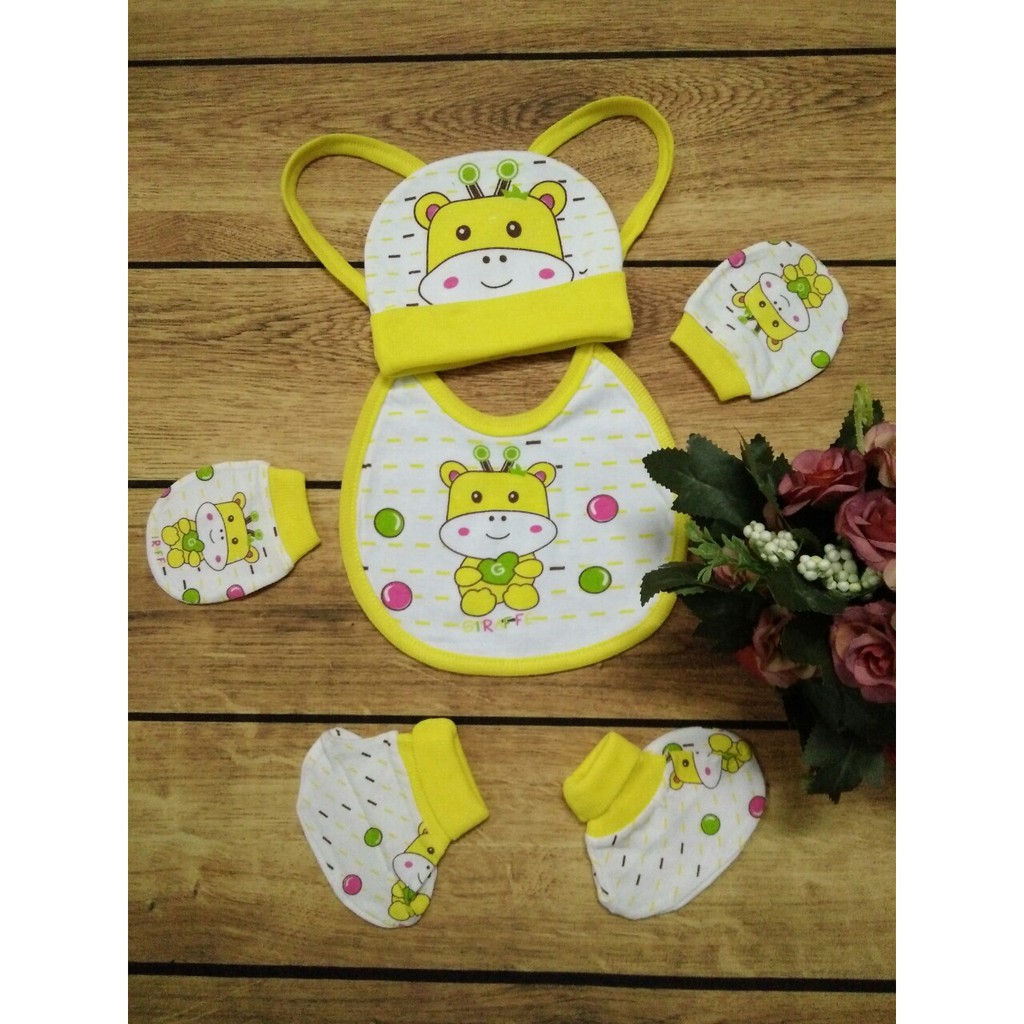 KEROKID KR704 ชุดหมวกเอี๊ยมไทย 6 ตอน