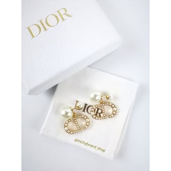 New Dior earrings​ ✨แท้ 100%