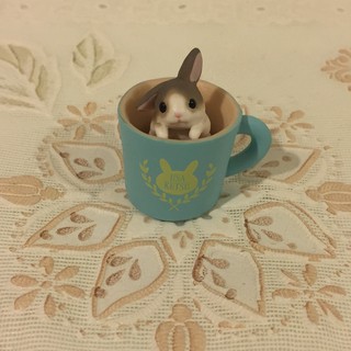 Gashapon Gachapon : Rabbit in cup