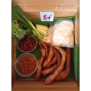 หมูแดดเดียวทอด สดใหม่ พร้อมทาน แพ๊คสุญญากาศ200กรัม
