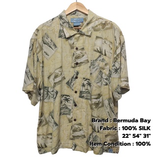 เสื้อฮาวาย Burmuda Bay รอบอก 54" SILK ผ้าไหม เสื้อเชิ้ตฮาวายวินเทจไซส์ใหญ่ มือสอง สภาพดีมาก / Used Hawaii Shirt