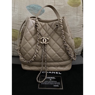 CHANEL drawstring HOLO28