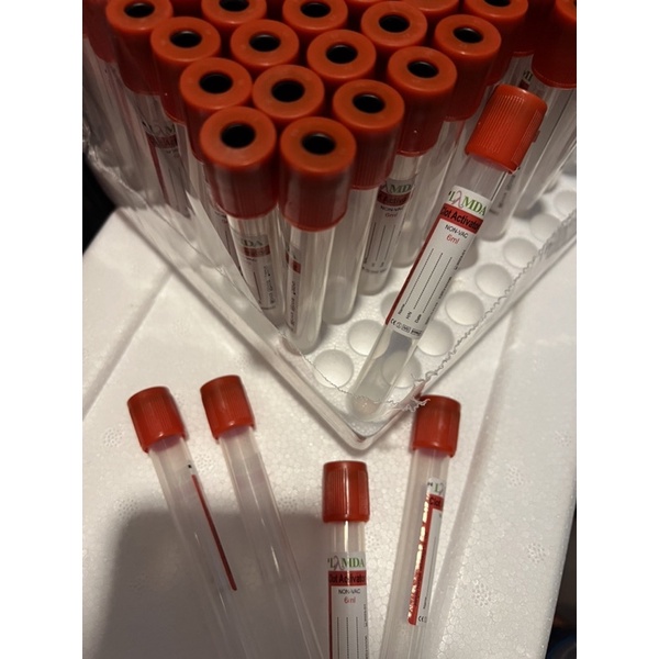 หลอดเก็บตัวอย่างเลือด Clot Activator Nonvac Tube , serum tube ขนาด 6 ml. คละยี่ห้อ สุ่มส่ง