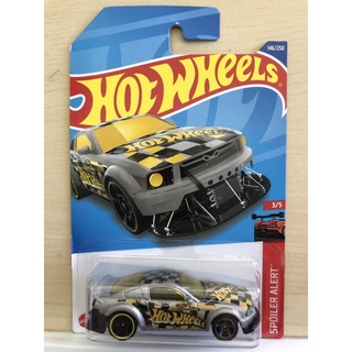 Hotwheels 2005 Ford Mustang(H22)