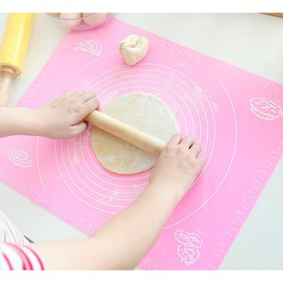 แผ่นรองนวดแป้ง kneading mat ทนความร้อน Non-Stick (คละสี)ขนาด 30x40cm.