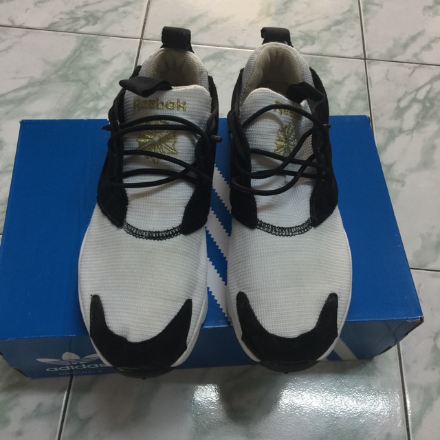 รองเท้าreebok