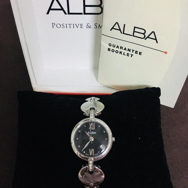 นาฬิกา Alba ข้อมือผู้หญิง ของแท้มือ2 ไม่ได้ใส่แล้วคะ นาฬิกาเดินปกติ