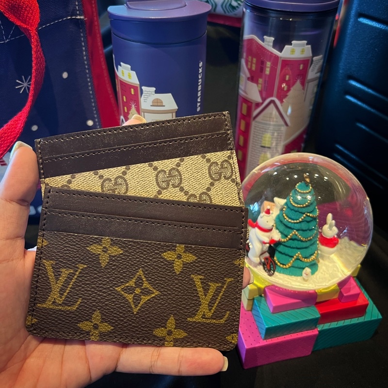 Cards Holders ที่ใส่การ์ด ใส่แบงค์พับ พกพา จุบัตรค่ะ ใส่ได้10 ใบขึ้น ใช้ทนมากๆค่ะ