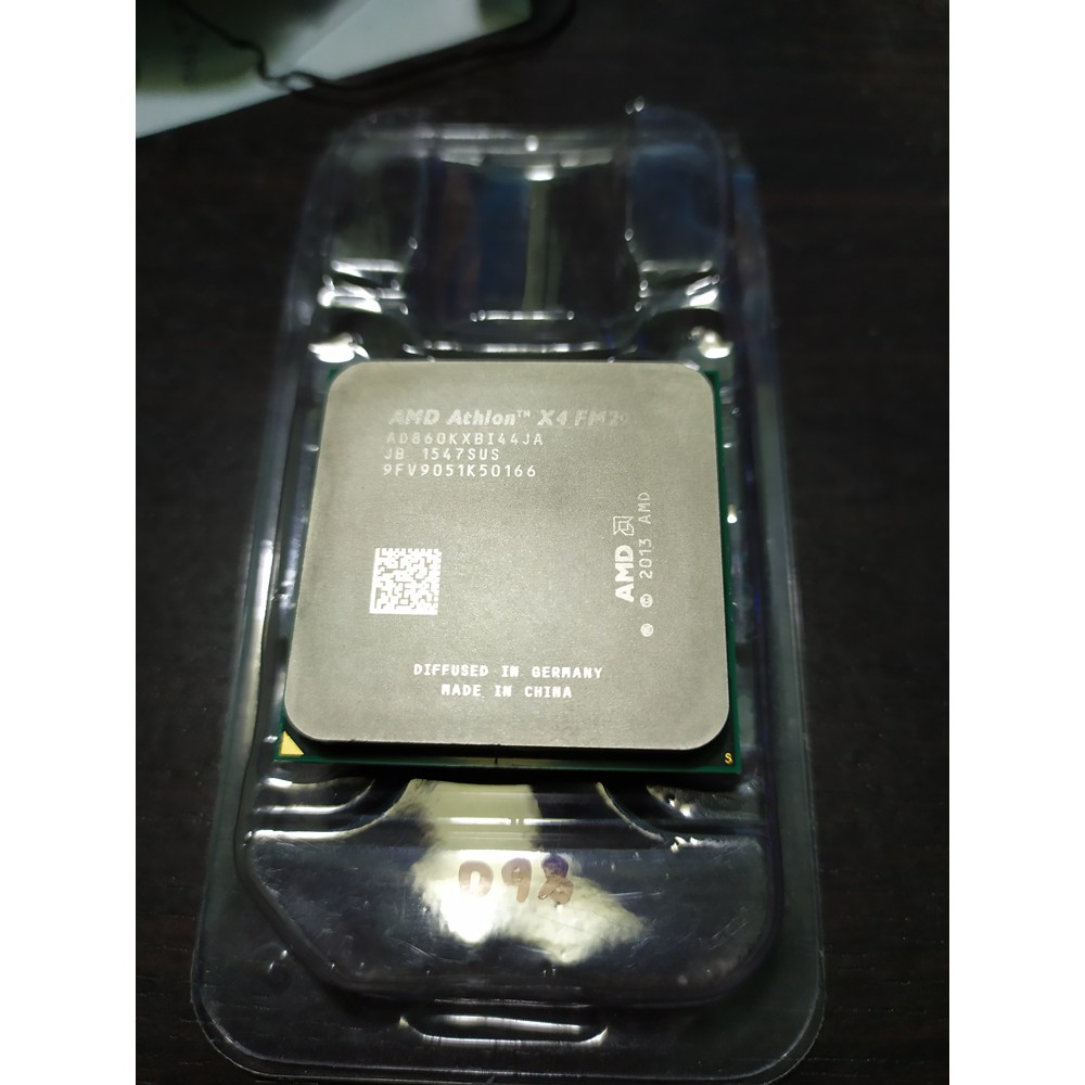 CPU ซีพียู AMD Athlon X4 860K มือสอง FM2+ 3.7Ghz Turbo 4.0Ghz  ส่งเร็ว ฟรี ซิลิโคน