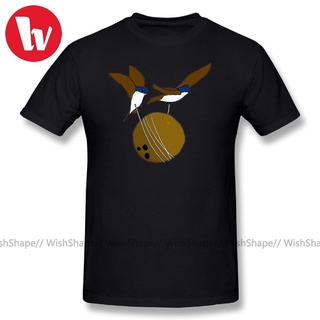 เสื้อยืดลําลอง แขนสั้น พิมพ์ลายกราฟฟิค Monty Python Swallows สไตล์คลาสสิก สําหรับผู้ชาย