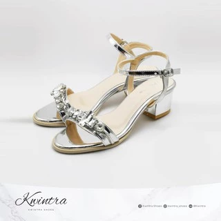C37C26รองเท้าส้นสูงหน้าเพชร สูง 2นิ้ว (ทรงใหญ่ไม่ต้องบวกไซส์เพิ่ม) Kwintra สีเทาเมทาลิค และ สีเงิน