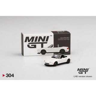 MiniGT No.304 Mazda Miata MX-5 (NA) Tuned Version Classic White