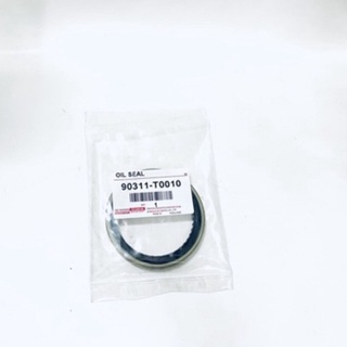 ซีลล้อหน้า toyota Vigo