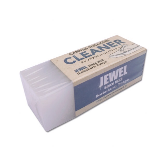 Canvas sneaker cleaner