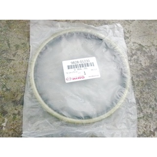 ซีลล้อหลัง (ตัวใน) MEGA260,FM1J,NEW ZM HINO #982801230TH