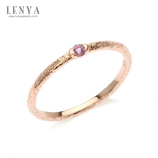 Lenya Jewelry แหวนอเมทิสต์ (Amethyst) ตัวเรือนเงินแท้ชุบพิ้งโกล์ด ดีไซน์เรียบหรู ทำ Texture ที่ตัวเรือนเพิ่มความเก๋ไก๋