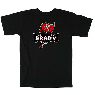 GILDAN เสื้อยืด พิมพ์ลายโลโก้ Tom Brady Tampa Bay Buccaneers Bucs Tb12 สไตล์ฮิปฮอป สําหรับผู้ชายS-5XL