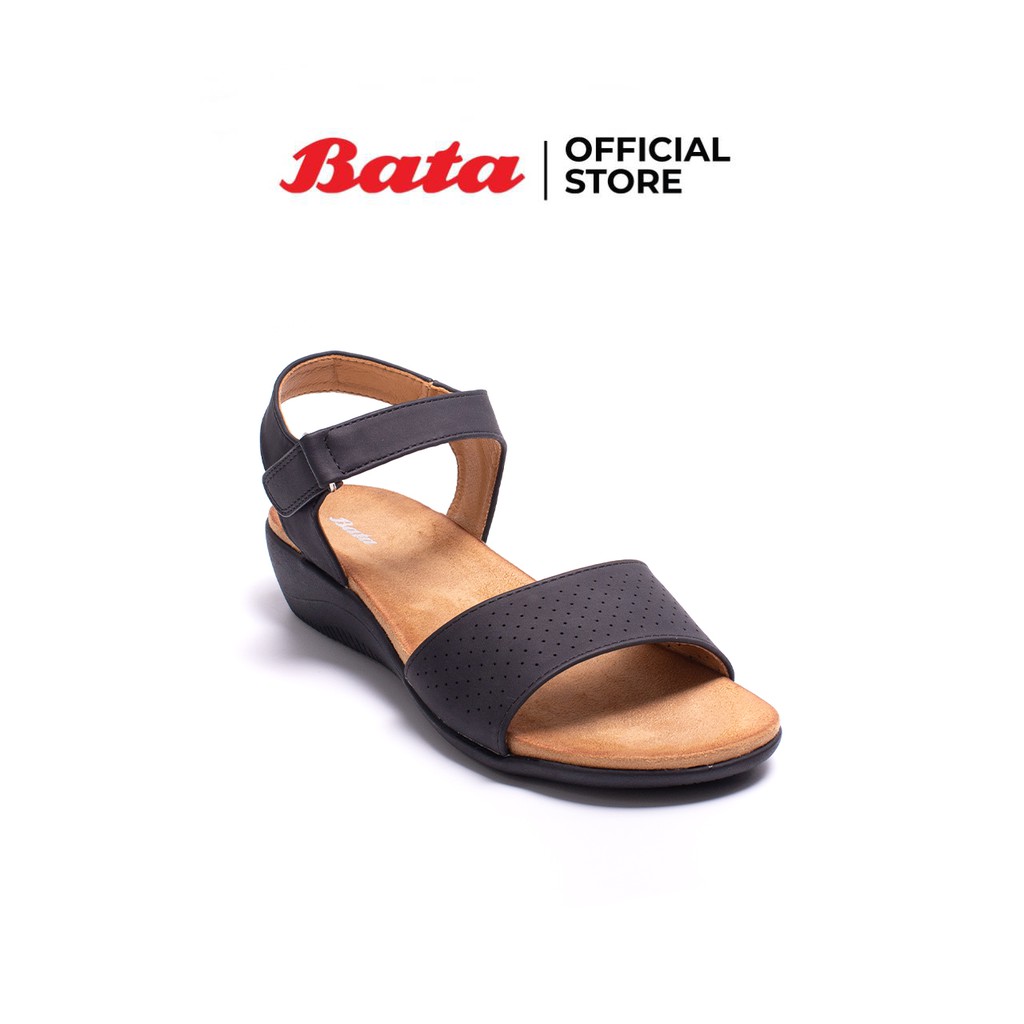 Bata บาจา รองเท้าแพลตฟอร์ม รองเท้าใส่ลำลอง มีสายรัดส้นปรับได้ สูง 1 นิ้ว สำหรับผู้หญิง รุ่น Nana-2 สีดำ 6616628