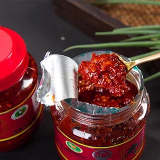 ซอสถั่วเต้าซี（红油郫县豆瓣酱) 500g โต้วปั้นเจียง รสชาติเค็มอ่อน ๆ จากถั่วหมัก เผ็ดเบา ๆ หอมน้ำมันพริกและเครื่องเทศ