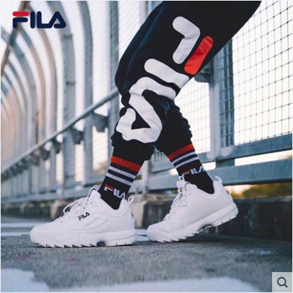 2 Disruptor Fila ๆ ชายและหญิงเพิ่มกีฬาที่ใช้รองเท้าคู่สบาย