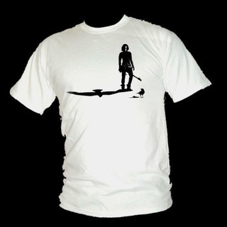 เสื้อยืด พิมพ์ลาย The Crow Standing In The Shadows สไตล์คลาสสิก สําหรับผู้ชาย