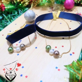 Choker กำมะหยี่สีกรม จี้ 3 มุก