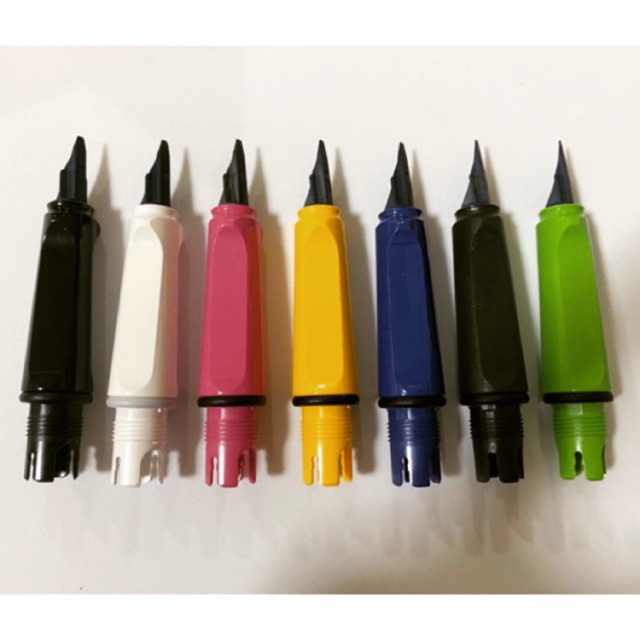 อะไหล่ของแท้ % คอปากกาหมึกซึม Lamy Safari (ไม่รวม Nib)