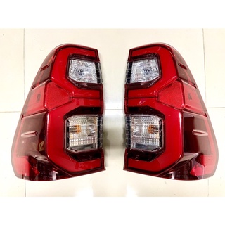 ไฟท้าย LED TOYOTA REVO 2015-2022