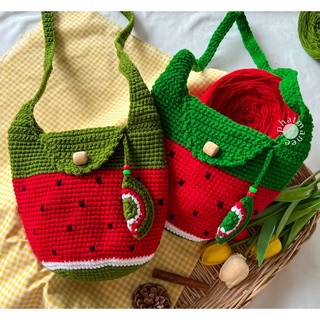 pmncrochet : กระเป๋าถักลายแตงโม ไหมพรม🍉 น่ารักหวานๆสดใส มี 2 สี