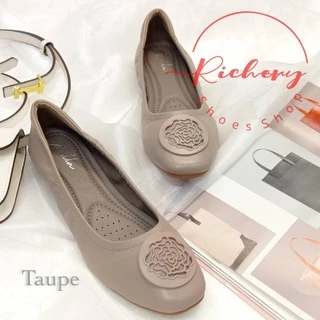 New!!! รองเท้าคัชชูส้นแบน รุ่น 220014 รองเท้าแนวสุขภาพ พื้นนุ่ม น้ำหนักเบา ประดับอะไหล่ดอกกุหลาบ