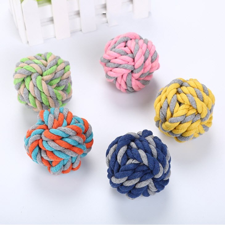 Happy PETs ของเล่นสุนัข ลูกบอลเชือก มี 5 สี 3 ขนาด เชือกขัดฟัน ใช้ฝึกสุนัขได้