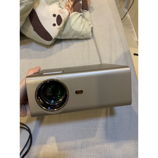 โปรเจ็คเตอร์มือสอง รุ่น RD825