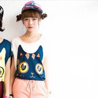 TJ (SALE) เสื้อยืดแฟชั่น ลายแมว สีขาว รหัสสินค้า (SALE) qi1377